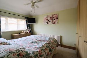 Bedroom- click for photo gallery